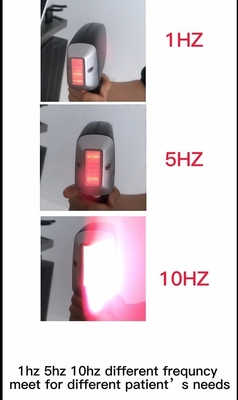 800W - 1600W डायोड लेजर हेयर रिमूवल मशीन 3 तरंगें 808nm 755nm 1064nm